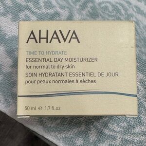 Day moisturizing cream